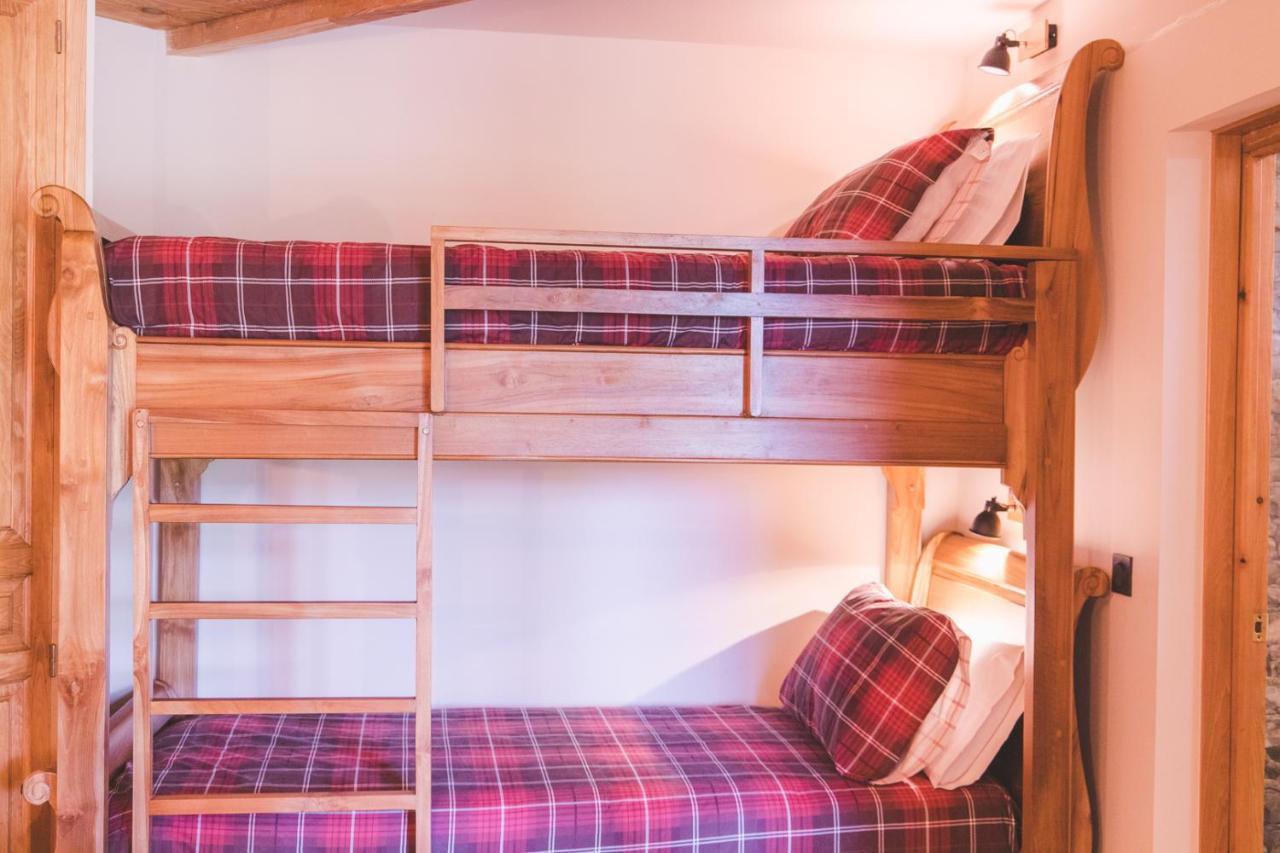 La Masia Del Taulat Chambres D'Hotes Llo Bagian luar foto