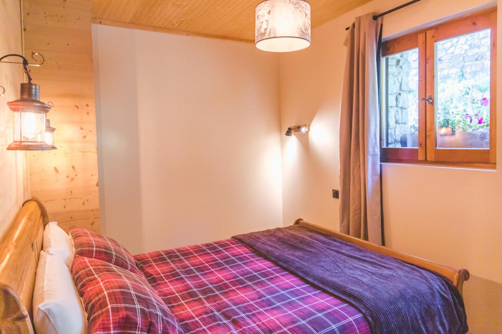 La Masia Del Taulat Chambres D'Hotes Llo Bagian luar foto